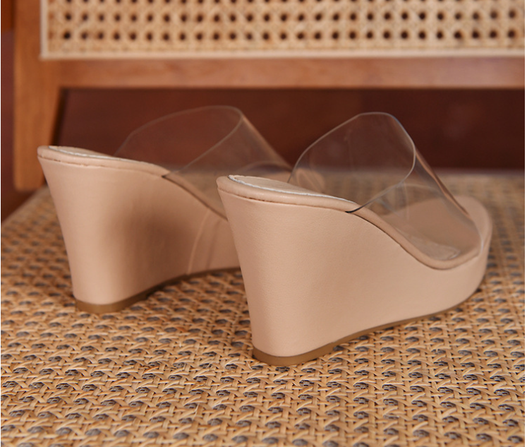 FM British Style Transparent Word With Casual Sandals